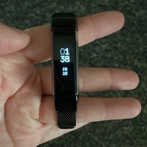 FitBit Alta HR